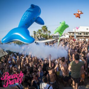 Juicy Event - beach party malta foule ambiance jouets gonflable